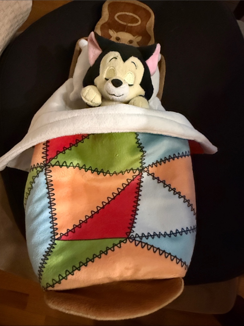 Tokyo Disney plush sleeping Figaro Pinocchio tissue Box Cover NWT